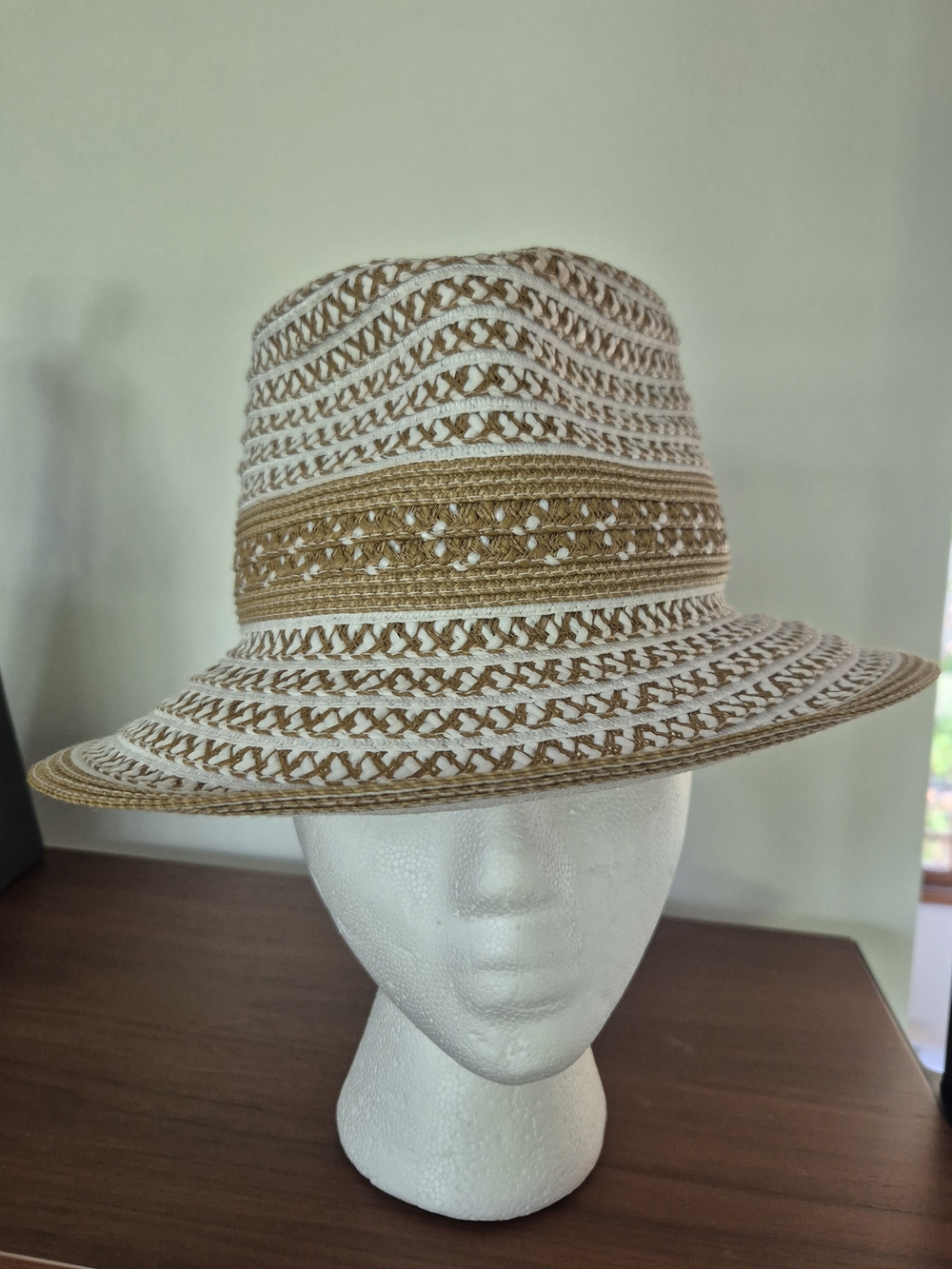 Eric Javits White & Tan Braided Straw Fedora